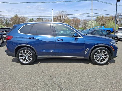 Used 2019 BMW X5 xDrive40i w/ Premium Package 2 image 8