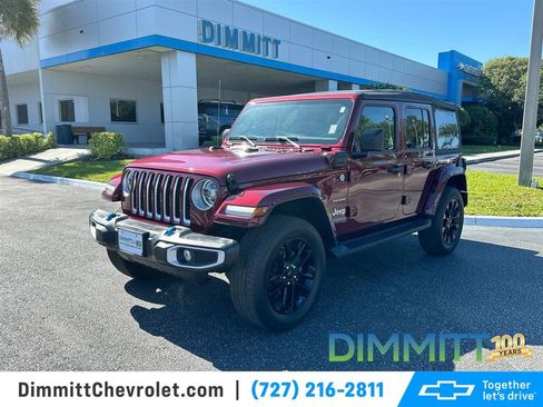 Used 2022 Jeep Wrangler Unlimited Sahara AWD/4WD image 1