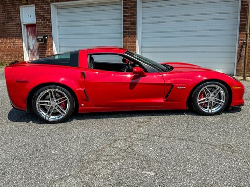 Used 2008 Chevrolet Corvette Z06 w/ Preferred Equipment Group RWD image 30