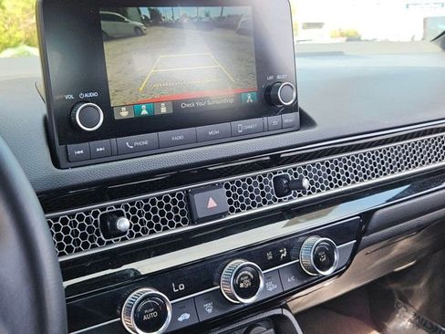 Used 2025 Honda Civic Sport image 18