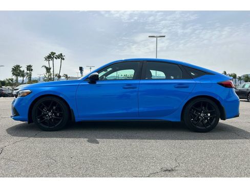 Used 2024 Honda Civic Sport image 2