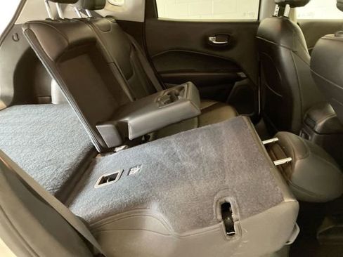 Used 2020 Jeep Compass Limited image 16