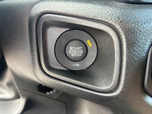 Used 2024 Jeep Wrangler Unlimited Sport AWD/4WD image 39