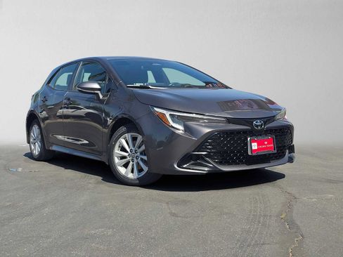 Used 2023 Toyota Corolla SE FWD image 1