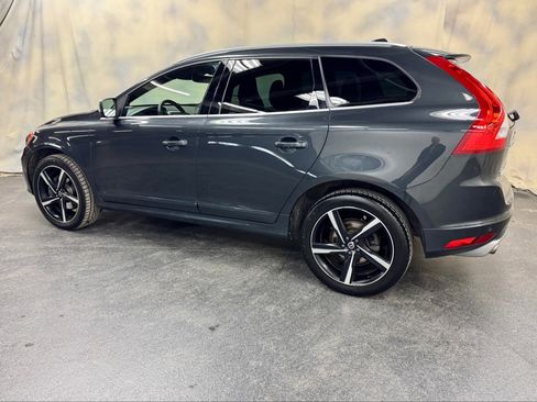 Used 2016 Volvo XC60 T6 R-Design Platinum w/ Climate Package image 4