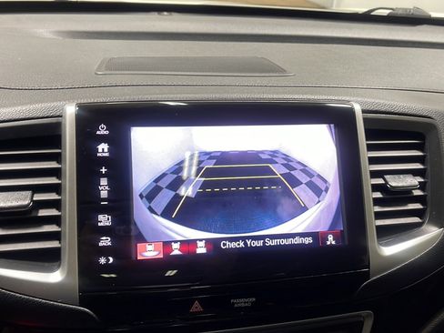 Used 2018 Honda Pilot Elite image 10