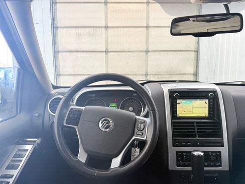 Used 2010 Mercury Mountaineer Premier image 28