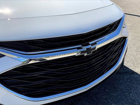 Used 2025 Chevrolet Malibu RS image 27