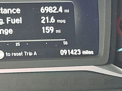 Used 2020 Honda Pilot Touring image 4