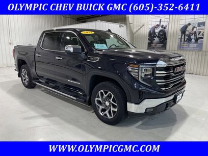 Used 2023 GMC Sierra 1500 SLT w/ SLT Premium Package
