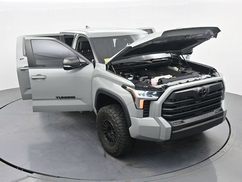 Used 2024 Toyota Tundra SR5 w/ SR5 Premium Package AWD/4WD image 36