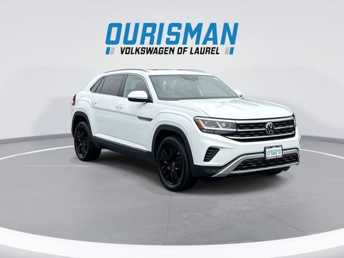 Used 2022 Volkswagen Atlas Cross Sport SEL AWD/4WD image 2