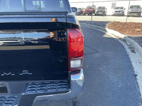 Used 2022 Toyota Tacoma SR5 image 18