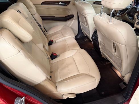 Used 2018 Mercedes-Benz GLS 450 4MATIC image 49