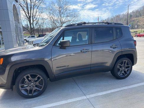 Used 2021 Jeep Renegade Latitude image 14