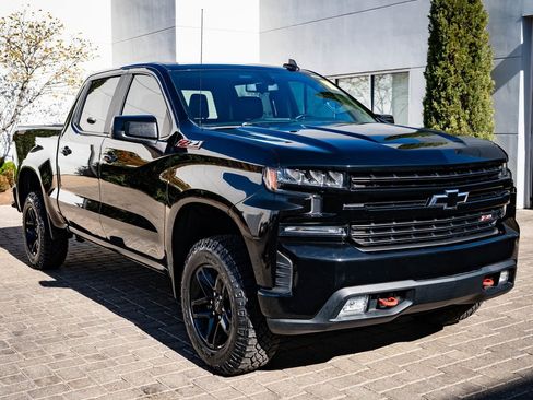 Used 2020 Chevrolet Silverado 1500 LT Trail Boss image 5