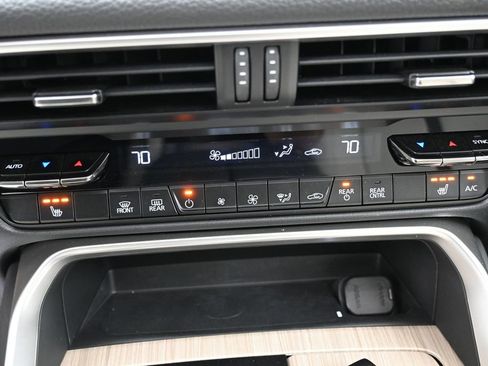 Used 2025 MAZDA CX-90 Plug-In Hybrid w/Premium Sport AWD/4WD image 30
