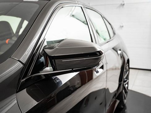 New 2026 BMW M5 w/ Executive Package AWD/4WD image 13