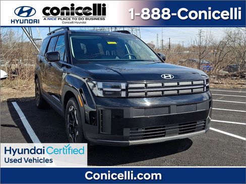 Used 2025 Hyundai Santa Fe SEL image 1