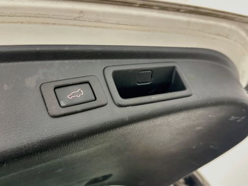 Used 2018 Subaru Forester 2.5i Premium AWD/4WD image 31