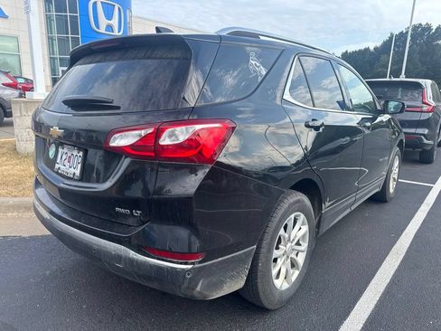 Used 2019 Chevrolet Equinox LT w/ Sun & Navigation Package AWD/4WD image 4