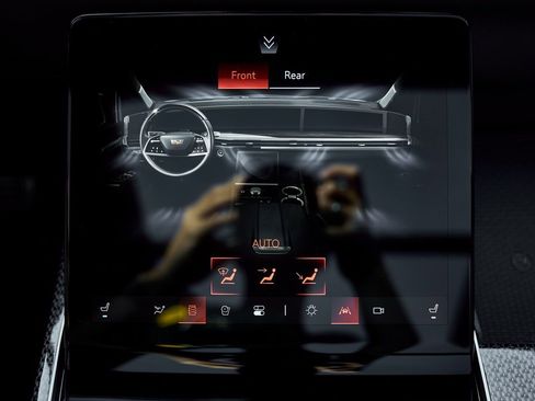 Used 2026 Cadillac Escalade ESV V image 85