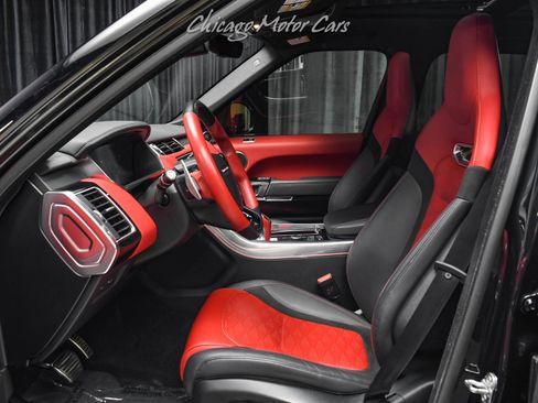 Used 2022 Land Rover Range Rover Sport SVR image 19