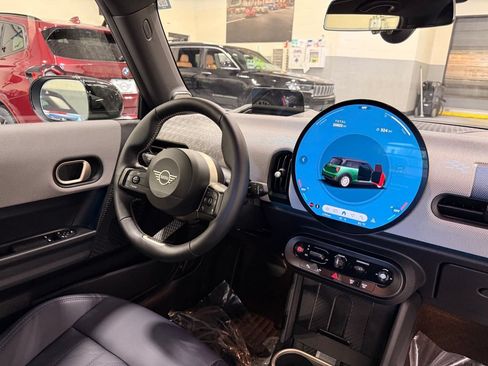 Certified 2025 MINI Cooper S FWD image 24