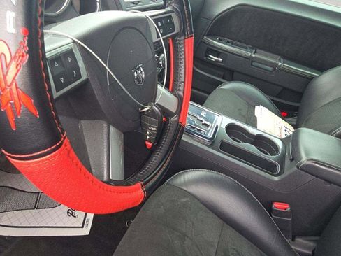 Used 2008 Dodge Challenger SRT8 RWD image 17