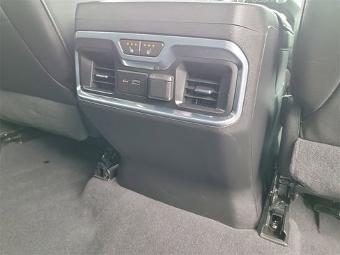 Used 2020 GMC Sierra 2500 SLT w/ SLT Premium Plus Package image 19