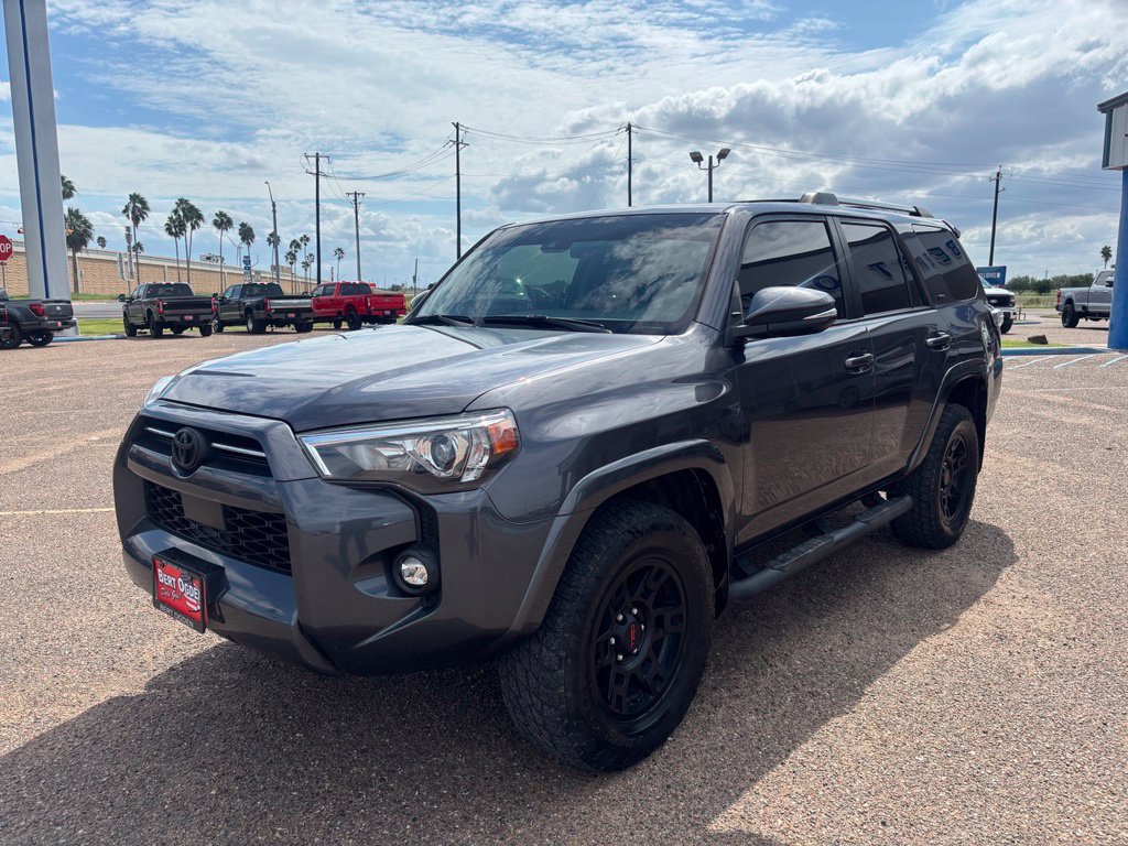 Used 2023 Toyota 4Runner SR5 Premium w/ Moonroof Package AWD/4WD image 3