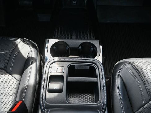 Certified 2025 Ford Mustang Mach-E Premium AWD/4WD image 34