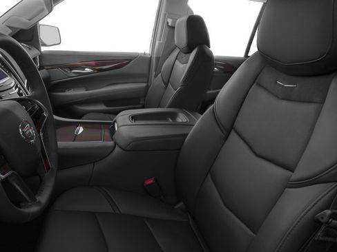Used 2015 Cadillac Escalade Luxury AWD/4WD image 11