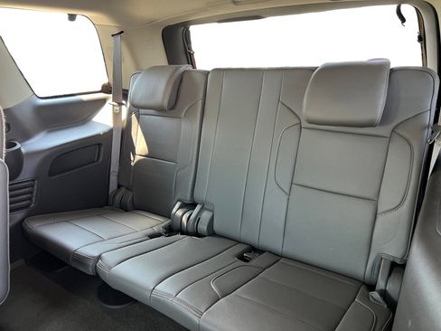 Used 2016 GMC Yukon Denali w/ Open Road Package image 13