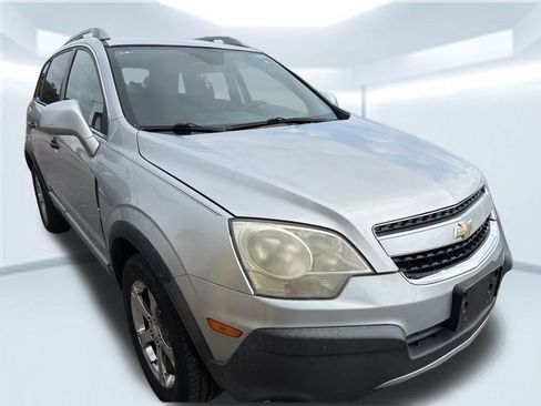 Used 2012 Chevrolet Captiva Sport LS image 4
