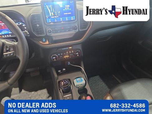Used 2021 Ford Bronco Sport Badlands w/ Badlands Package AWD/4WD image 11