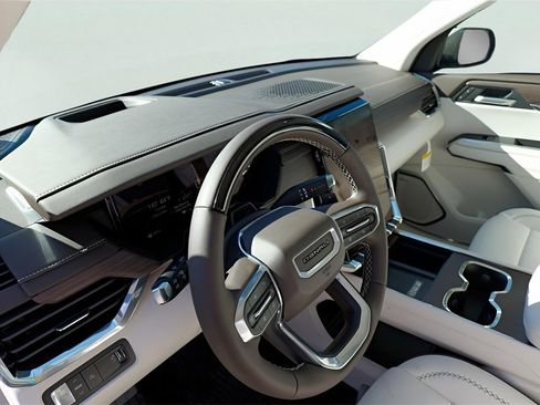 New 2026 GMC Acadia Denali w/ Super Cruise Package image 8