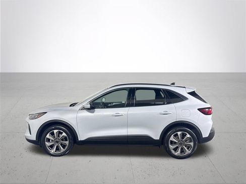 Used 2025 Ford Escape Platinum AWD/4WD image 9
