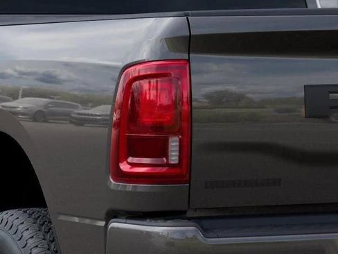 New 2026 RAM 2500 Big Horn AWD/4WD image 33