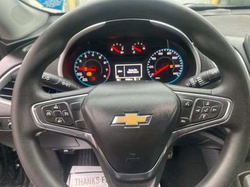 Used 2017 Chevrolet Malibu LS image 19