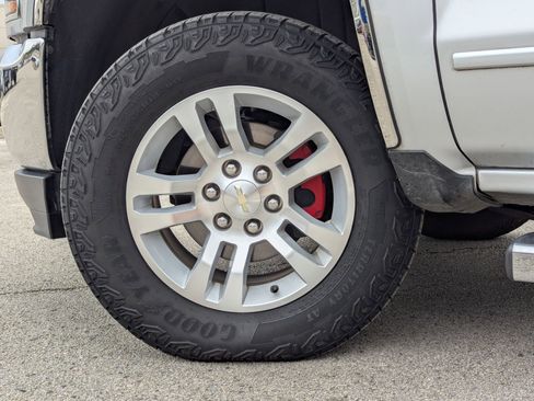 Used 2018 Chevrolet Silverado 1500 LT w/ All Star Edition image 30