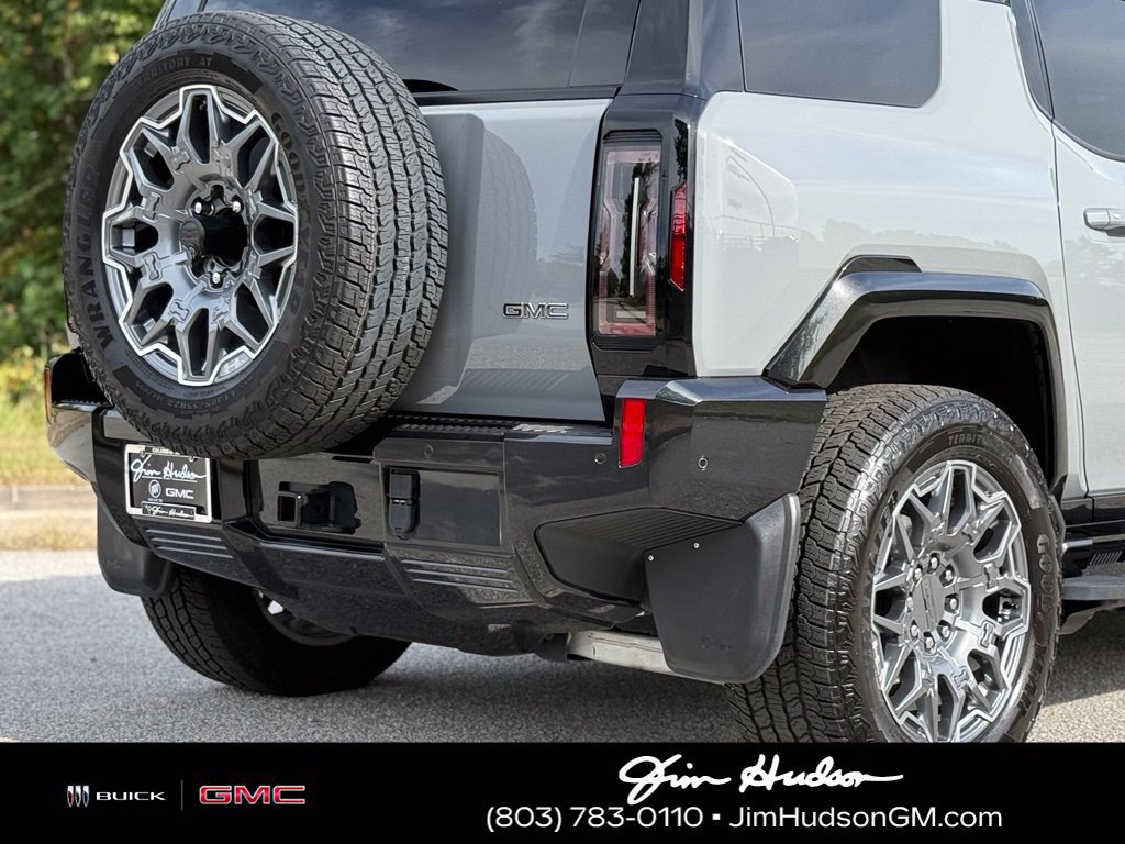 Certified 2025 GMC Hummer EV 3X AWD/4WD image 18
