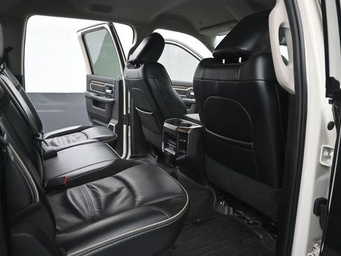 Used 2023 RAM 2500 Laramie AWD/4WD image 10