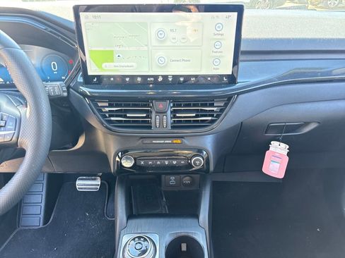 Used 2023 Ford Escape ST-Line Elite w/ Premium Technology Package image 23