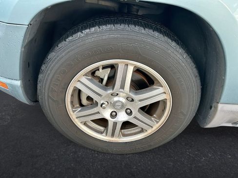 Used 2008 Chrysler Pacifica Touring FWD image 10