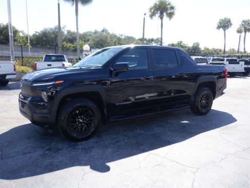 Used 2024 Chevrolet Silverado EV W/T AWD/4WD image 2