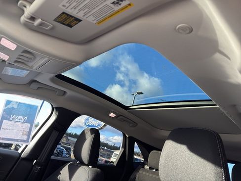 New 2026 Ford Escape Active w/ Active Premium Tech Pack image 31