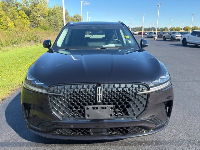 Used 2025 Lincoln Aviator Reserve w/ Equipment Group 201A AWD/4WD image 7