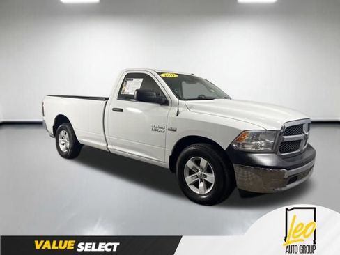 Used 2017 RAM 1500 Tradesman w/ Power & Remote Entry Group RWD image 9
