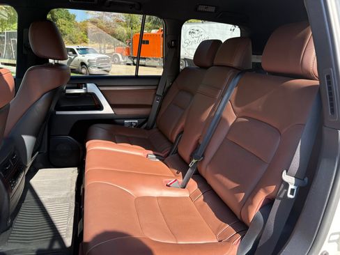 Used 2020 Toyota Land Cruiser AWD/4WD image 7